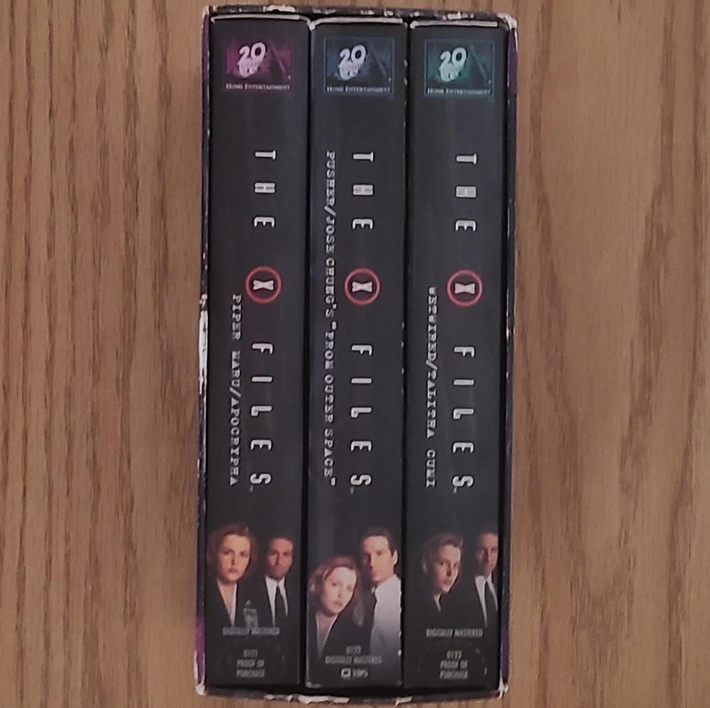 Vintage VHS 📼 Tapes X-Files Episodes